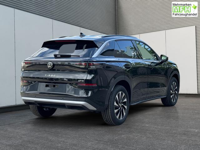 Volkswagen / T-Roc / Schwarz / / / 5J GARANTIE+AHK+ACC+17 ALU+KAMERA+SHZ+LED , Bei den verwendeten Bildern kann es sich um Beispielbilder handeln, ggf. teilweise mit Sonderausstattung.