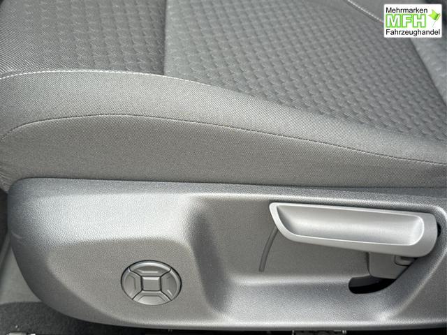 Volkswagen / T-Roc / Schwarz / / / 5J GARANTIE+AHK+ACC+17 ALU+KAMERA+SHZ+LED , Bei den verwendeten Bildern kann es sich um Beispielbilder handeln, ggf. teilweise mit Sonderausstattung.