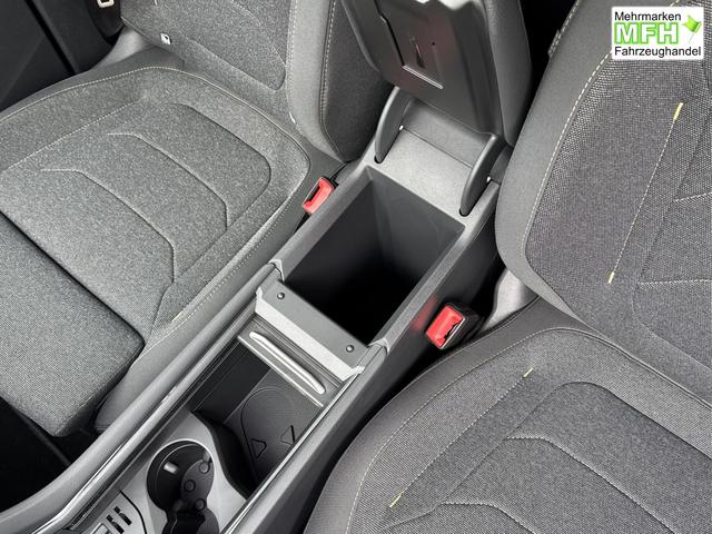 Skoda / Kodiaq / Silber / / / DSG+AHK+NAVI+19'' ALU+ACC+KAMERA, Bei den verwendeten Bildern kann es sich um Beispielbilder handeln, ggf. teilweise mit Sonderausstattung.