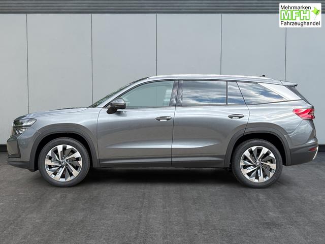 Skoda / Kodiaq / Grau / / / DSG+AHK+NAVI+19'' ALU+ACC+KAMERA, Bei den verwendeten Bildern kann es sich um Beispielbilder handeln, ggf. teilweise mit Sonderausstattung.