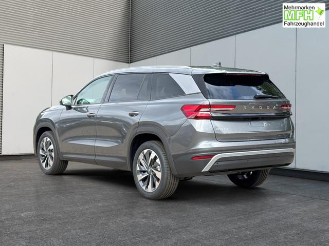 Skoda / Kodiaq / Grau / / / DSG+AHK+NAVI+19'' ALU+ACC+KAMERA, Bei den verwendeten Bildern kann es sich um Beispielbilder handeln, ggf. teilweise mit Sonderausstattung.