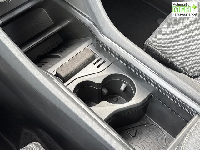 Skoda / Kodiaq / Grau / / / DSG+AHK+NAVI+19'' ALU+ACC+KAMERA, Bei den verwendeten Bildern kann es sich um Beispielbilder handeln, ggf. teilweise mit Sonderausstattung.