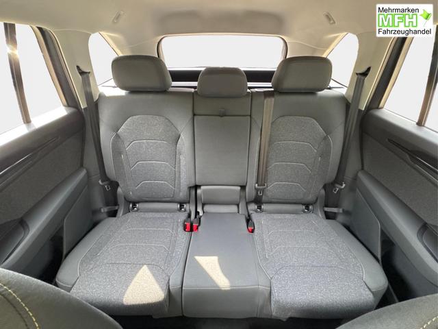 Skoda / Kodiaq / Grau / / / DSG+AHK+NAVI+19'' ALU+ACC+KAMERA, Bei den verwendeten Bildern kann es sich um Beispielbilder handeln, ggf. teilweise mit Sonderausstattung.