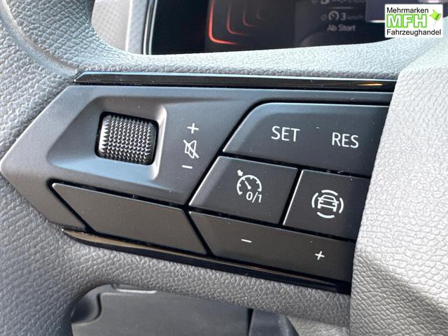 Seat / Ibiza / Blau / / / FULL LINK+SHZ+KLIMA+PDC+LED+15 ALU+TEMPOMAT, Bei den verwendeten Bildern kann es sich um Beispielbilder handeln, ggf. teilweise mit Sonderausstattung.