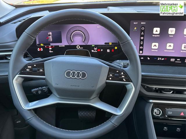 Audi / Q5 / Schwarz / / / QUATTRO+NAVI+KAMERA+AHK+PANO+SHZ+PDC+ACC, Bei den verwendeten Bildern kann es sich um Beispielbilder handeln, ggf. teilweise mit Sonderausstattung.