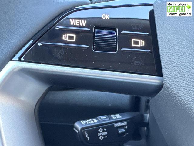 Audi / Q5 / Schwarz / / / QUATTRO+NAVI+KAMERA+AHK+PANO+SHZ+PDC+ACC, Bei den verwendeten Bildern kann es sich um Beispielbilder handeln, ggf. teilweise mit Sonderausstattung.