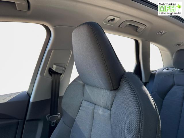 Audi / Q5 / Schwarz / / / QUATTRO+NAVI+KAMERA+AHK+PANO+SHZ+PDC+ACC, Bei den verwendeten Bildern kann es sich um Beispielbilder handeln, ggf. teilweise mit Sonderausstattung.