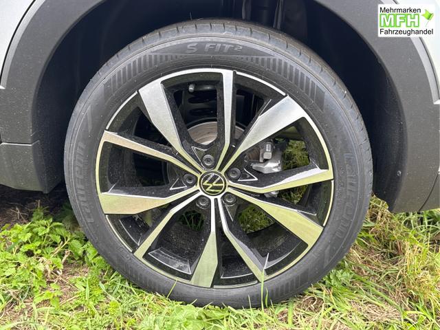 Volkswagen / T-Cross / / / / NAVI+SHZ+MATRIX+ACC+KAMERA+18''ALU, Bei den verwendeten Bildern kann es sich um Beispielbilder handeln, ggf. teilweise mit Sonderausstattung.