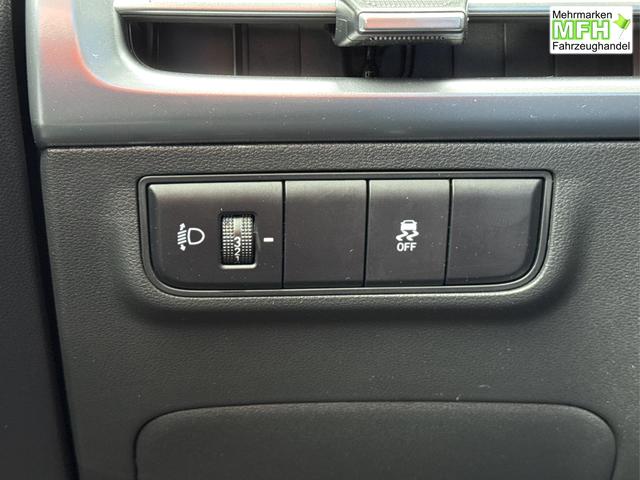 Hyundai / TUCSON / Gr&uuml;n / / / NAVI+KAMERA+SHZ+LED+TEMPOMAT+17 ALU+PDC, Bei den verwendeten Bildern kann es sich um Beispielbilder handeln, ggf. teilweise mit Sonderausstattung.