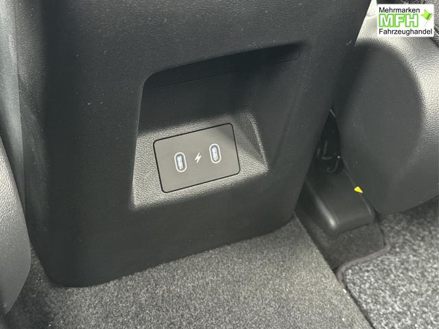 Hyundai / TUCSON / Gr&uuml;n / / / NAVI+KAMERA+SHZ+LED+TEMPOMAT+17 ALU+PDC, Bei den verwendeten Bildern kann es sich um Beispielbilder handeln, ggf. teilweise mit Sonderausstattung.