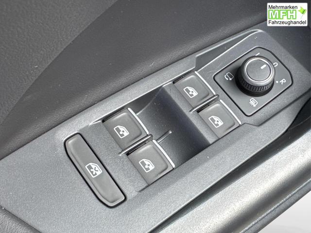 Volkswagen / T-Cross / / / / NAVI+SHZ+MATRIX+ACC+KAMERA+18''ALU, Bei den verwendeten Bildern kann es sich um Beispielbilder handeln, ggf. teilweise mit Sonderausstattung.