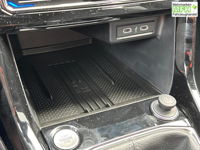 Volkswagen / T-Cross / / / / NAVI+SHZ+MATRIX+ACC+KAMERA+18''ALU, Bei den verwendeten Bildern kann es sich um Beispielbilder handeln, ggf. teilweise mit Sonderausstattung.