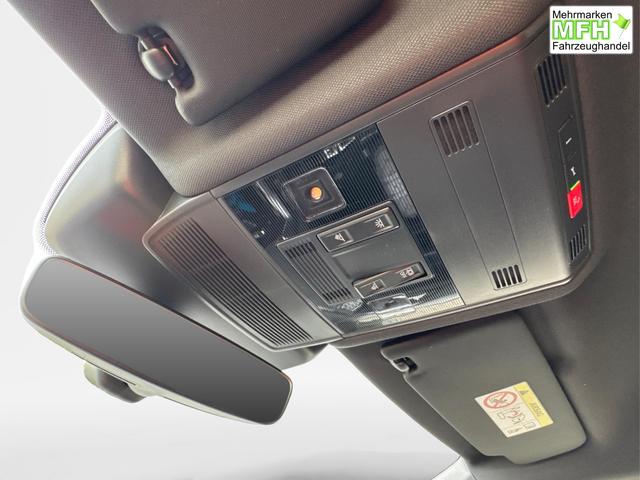 Volkswagen / T-Cross / / / / NAVI+SHZ+MATRIX+ACC+KAMERA+18''ALU, Bei den verwendeten Bildern kann es sich um Beispielbilder handeln, ggf. teilweise mit Sonderausstattung.
