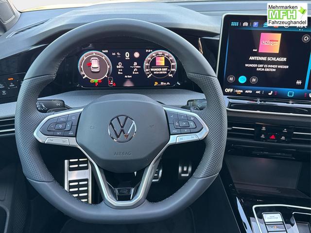 Volkswagen / Golf / Grau / / / PANO+LED-PLUS+ACC+SHZ+KEYLESS+KAMERA+18 ALU, Bei den verwendeten Bildern kann es sich um Beispielbilder handeln, ggf. teilweise mit Sonderausstattung.