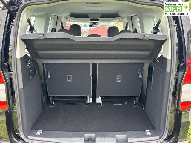 Volkswagen / Caddy Maxi / / / / Caddy Maxi+ KAMERA+SHZ+PDC+APP+ACC+LANE ASSIST, Bei den verwendeten Bildern kann es sich um Beispielbilder handeln, ggf. teilweise mit Sonderausstattung.
