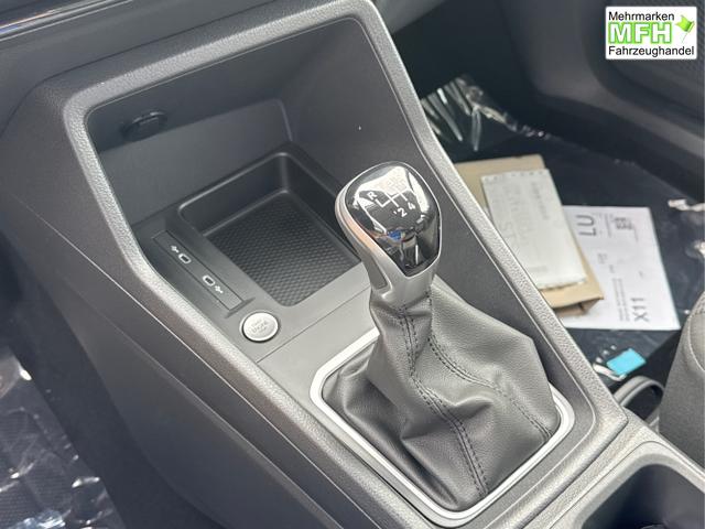 Volkswagen / Caddy Maxi / / / / Caddy Maxi+ KAMERA+SHZ+PDC+APP+ACC+LANE ASSIST, Bei den verwendeten Bildern kann es sich um Beispielbilder handeln, ggf. teilweise mit Sonderausstattung.