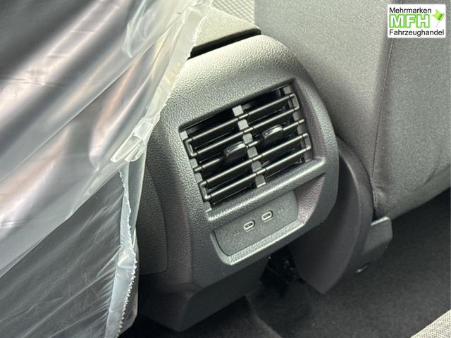 Volkswagen / Caddy Maxi / / / / Caddy Maxi+ KAMERA+SHZ+PDC+APP+ACC+LANE ASSIST, Bei den verwendeten Bildern kann es sich um Beispielbilder handeln, ggf. teilweise mit Sonderausstattung.