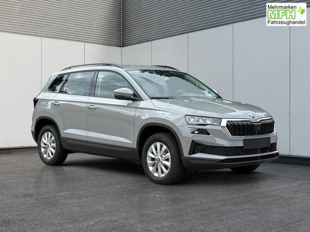 Skoda / Karoq / Grau / / / AHK+LED+KAMERA+PDC+ACC, Bei den verwendeten Bildern kann es sich um Beispielbilder handeln, ggf. teilweise mit Sonderausstattung.