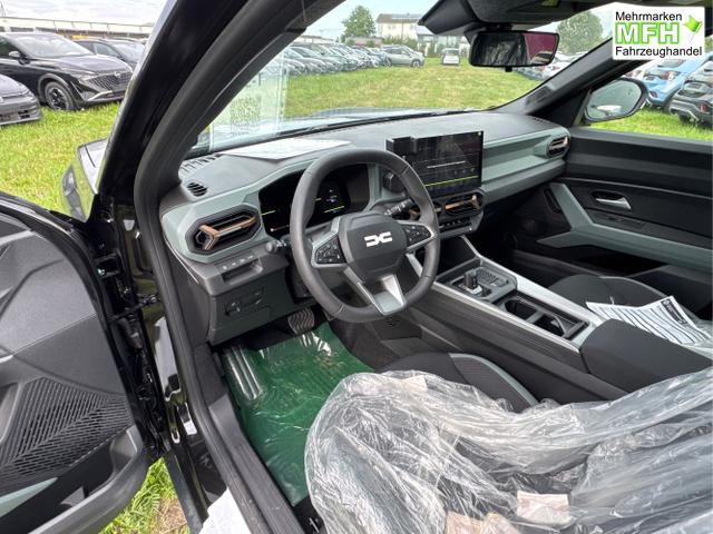 Dacia / Bigster / Schwarz / / / PANO+NAVI+ARKAMYS+KAMERA+SHZ+LED+18ALU, Bei den verwendeten Bildern kann es sich um Beispielbilder handeln, ggf. teilweise mit Sonderausstattung.