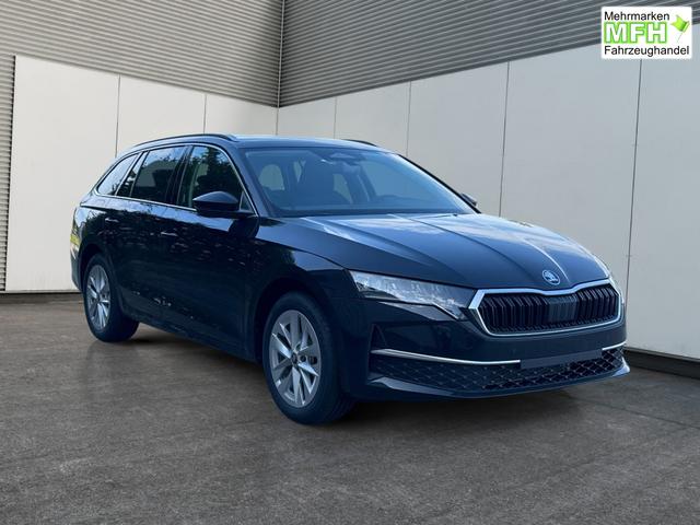 Skoda / Octavia Combi / Schwarz / / / ACC+AHK+eHK+KAM+PDC+LED+17 ALU+SHZ, Bei den verwendeten Bildern kann es sich um Beispielbilder handeln, ggf. teilweise mit Sonderausstattung.