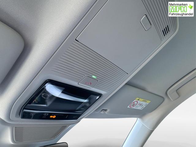 Skoda / Octavia Combi / Schwarz / / / ACC+AHK+eHK+KAM+PDC+LED+17 ALU+SHZ, Bei den verwendeten Bildern kann es sich um Beispielbilder handeln, ggf. teilweise mit Sonderausstattung.