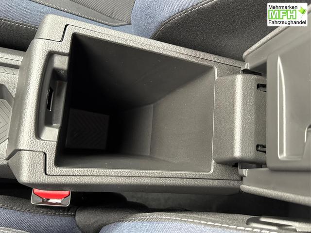 Dacia / Bigster / Gr&uuml;n / / / SHZ+KLIMA+PDC+KAMERA+LED+17 ALU, Bei den verwendeten Bildern kann es sich um Beispielbilder handeln, ggf. teilweise mit Sonderausstattung.