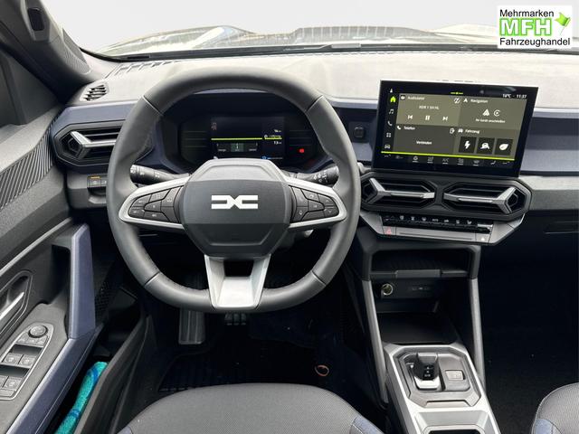 Dacia / Bigster / Grau / / / SHZ+KLIMA+PDC+KAMERA+LED+17 ALU, Bei den verwendeten Bildern kann es sich um Beispielbilder handeln, ggf. teilweise mit Sonderausstattung.