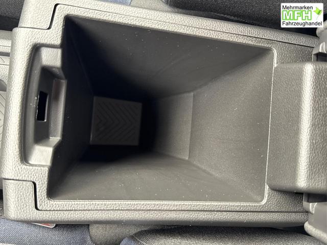 Dacia / Bigster / Grau / / / SHZ+KLIMA+PDC+KAMERA+LED+17 ALU, Bei den verwendeten Bildern kann es sich um Beispielbilder handeln, ggf. teilweise mit Sonderausstattung.