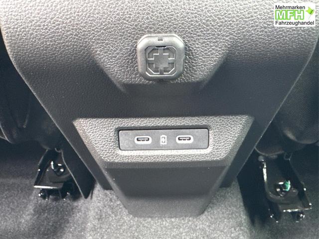 Dacia / Bigster / Grau / / / SHZ+KLIMA+PDC+KAMERA+LED+17 ALU, Bei den verwendeten Bildern kann es sich um Beispielbilder handeln, ggf. teilweise mit Sonderausstattung.