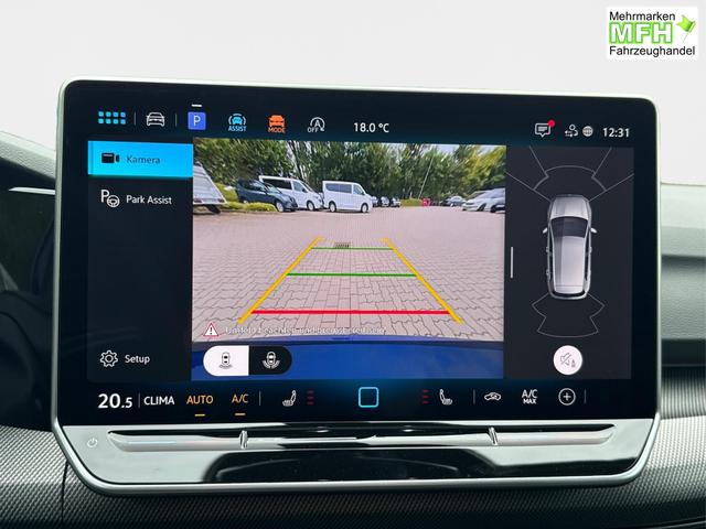 Volkswagen / Golf / Blau / / / PANO+LED-PLUS+ACC+SHZ+KEYLESS+KAMERA+18 ALU, Bei den verwendeten Bildern kann es sich um Beispielbilder handeln, ggf. teilweise mit Sonderausstattung.