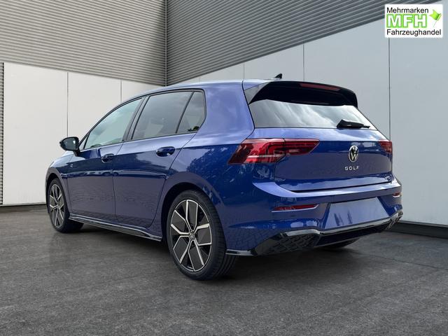 Volkswagen / Golf / Blau / / / PANO+LED-PLUS+ACC+SHZ+KEYLESS+KAMERA+18 ALU, Bei den verwendeten Bildern kann es sich um Beispielbilder handeln, ggf. teilweise mit Sonderausstattung.