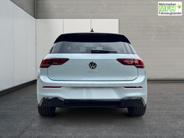 Volkswagen / Golf / Blau / / / LED-PLUS+ACC+SHZ+KEYLESS+KAMERA+18 ALU, Bei den verwendeten Bildern kann es sich um Beispielbilder handeln, ggf. teilweise mit Sonderausstattung.