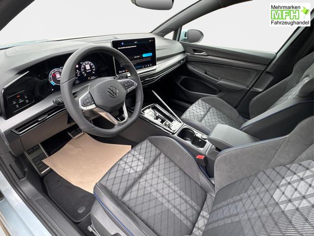 Volkswagen / Golf / Blau / / / LED-PLUS+ACC+SHZ+KEYLESS+KAMERA+18 ALU, Bei den verwendeten Bildern kann es sich um Beispielbilder handeln, ggf. teilweise mit Sonderausstattung.