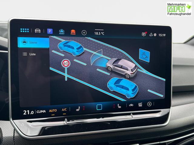 Volkswagen / Golf / Blau / / / LED-PLUS+ACC+SHZ+KEYLESS+KAMERA+18 ALU, Bei den verwendeten Bildern kann es sich um Beispielbilder handeln, ggf. teilweise mit Sonderausstattung.