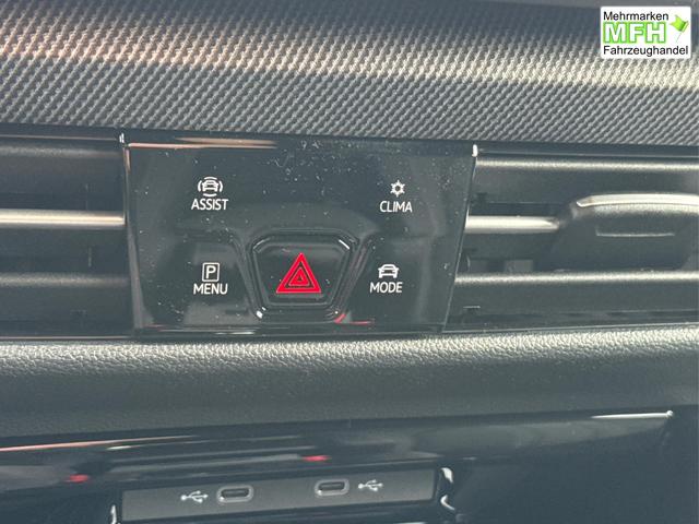 Volkswagen / Golf / Blau / / / LED-PLUS+ACC+SHZ+KEYLESS+KAMERA+18 ALU, Bei den verwendeten Bildern kann es sich um Beispielbilder handeln, ggf. teilweise mit Sonderausstattung.