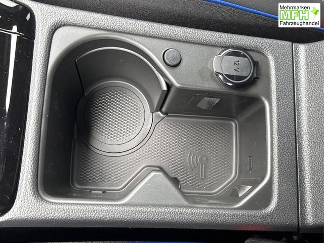 Volkswagen / Golf / Blau / / / LED-PLUS+ACC+SHZ+KEYLESS+KAMERA+18 ALU, Bei den verwendeten Bildern kann es sich um Beispielbilder handeln, ggf. teilweise mit Sonderausstattung.