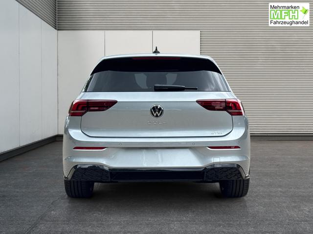 Volkswagen / Golf / Silber / / / LED-PLUS+ACC+SHZ+KEYLESS+KAMERA+18 ALU, Bei den verwendeten Bildern kann es sich um Beispielbilder handeln, ggf. teilweise mit Sonderausstattung.