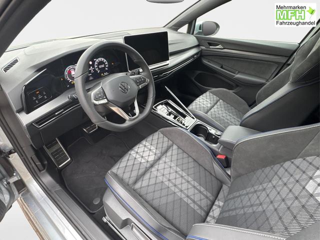 Volkswagen / Golf / Silber / / / LED-PLUS+ACC+SHZ+KEYLESS+KAMERA+18 ALU, Bei den verwendeten Bildern kann es sich um Beispielbilder handeln, ggf. teilweise mit Sonderausstattung.