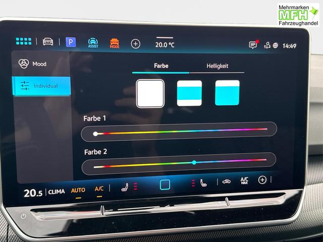 Volkswagen / Golf / Silber / / / LED-PLUS+ACC+SHZ+KEYLESS+KAMERA+18 ALU, Bei den verwendeten Bildern kann es sich um Beispielbilder handeln, ggf. teilweise mit Sonderausstattung.