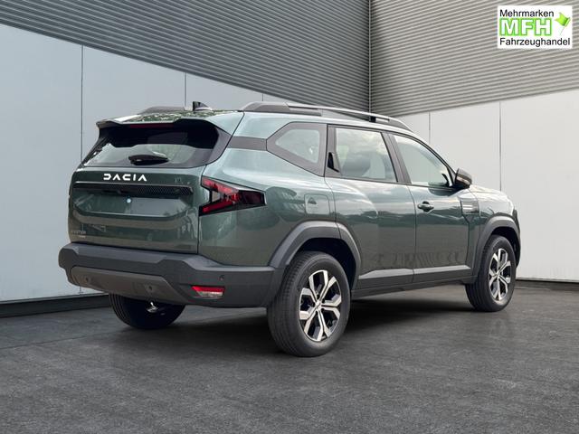 Dacia / Bigster / Gr&uuml;n / / / SHZ+KLIMA+PDC+KAMERA+LED+17 ALU, Bei den verwendeten Bildern kann es sich um Beispielbilder handeln, ggf. teilweise mit Sonderausstattung.
