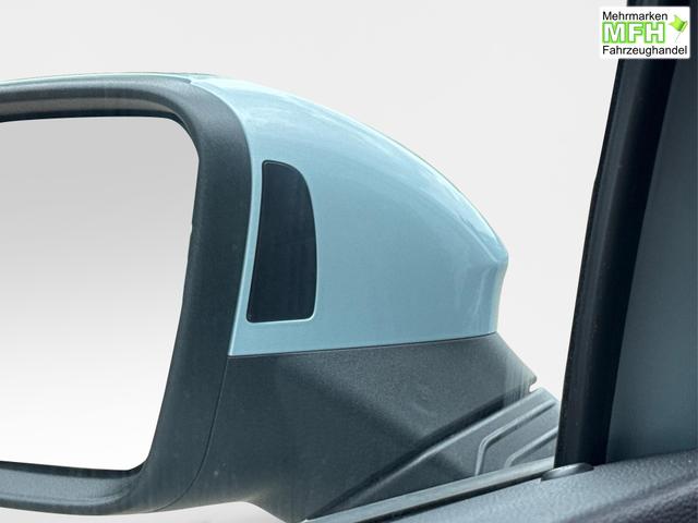 Volkswagen / Golf / Blau / / / LED-PLUS+ACC+SHZ+KEYLESS+KAMERA+18 ALU, Bei den verwendeten Bildern kann es sich um Beispielbilder handeln, ggf. teilweise mit Sonderausstattung.
