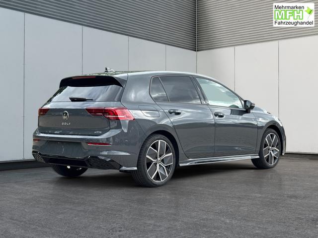 Volkswagen / Golf / Grau / / / PANO+LED-PLUS+ACC+SHZ+KEYLESS+KAMERA+18 ALU, Bei den verwendeten Bildern kann es sich um Beispielbilder handeln, ggf. teilweise mit Sonderausstattung.