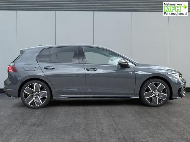 Volkswagen / Golf / Grau / / / PANO+LED-PLUS+ACC+SHZ+KEYLESS+KAMERA+18 ALU, Bei den verwendeten Bildern kann es sich um Beispielbilder handeln, ggf. teilweise mit Sonderausstattung.