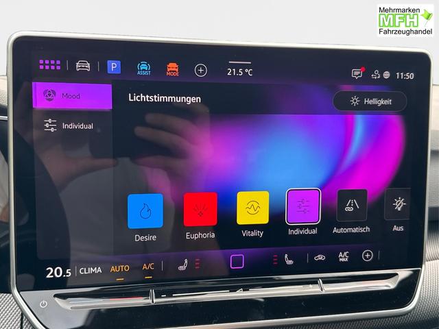Volkswagen / Golf / Grau / / / PANO+LED-PLUS+ACC+SHZ+KEYLESS+KAMERA+18 ALU, Bei den verwendeten Bildern kann es sich um Beispielbilder handeln, ggf. teilweise mit Sonderausstattung.