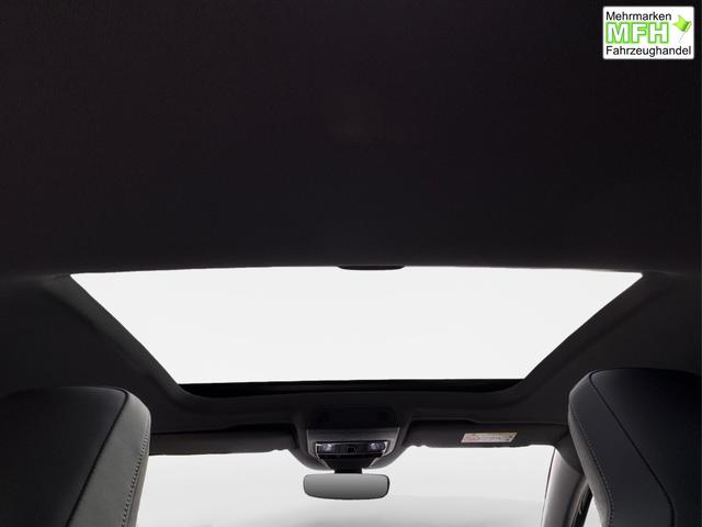 Volkswagen / Golf / Grau / / / PANO+LED-PLUS+ACC+SHZ+KEYLESS+KAMERA+18 ALU, Bei den verwendeten Bildern kann es sich um Beispielbilder handeln, ggf. teilweise mit Sonderausstattung.