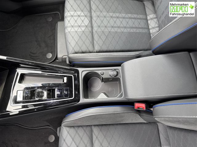 Volkswagen / Golf / Grau / / / PANO+LED-PLUS+ACC+SHZ+KEYLESS+KAMERA+18 ALU, Bei den verwendeten Bildern kann es sich um Beispielbilder handeln, ggf. teilweise mit Sonderausstattung.