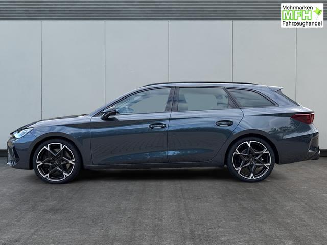 Cupra / Leon Sportstourer / Grau / / / 4x4 ST AHK+NAVI+eHK+KAMERA+MEMORY+ACC+19 ALU+LED, Bei den verwendeten Bildern kann es sich um Beispielbilder handeln, ggf. teilweise mit Sonderausstattung.