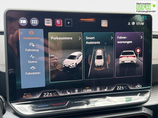 Cupra / Leon Sportstourer / Grau / / / 4x4 ST AHK+NAVI+eHK+KAMERA+MEMORY+ACC+19 ALU+LED, Bei den verwendeten Bildern kann es sich um Beispielbilder handeln, ggf. teilweise mit Sonderausstattung.