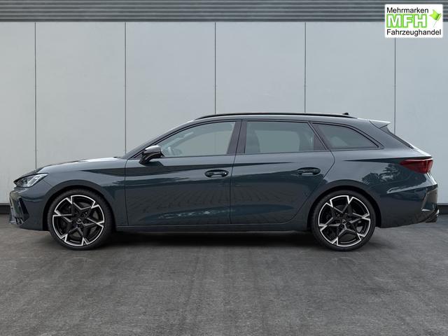 Cupra / Leon Sportstourer / Blau / / / 4x4 ST AHK+NAVI+eHK+KAMERA+MEMORY+ACC+19 ALU+LED, Bei den verwendeten Bildern kann es sich um Beispielbilder handeln, ggf. teilweise mit Sonderausstattung.