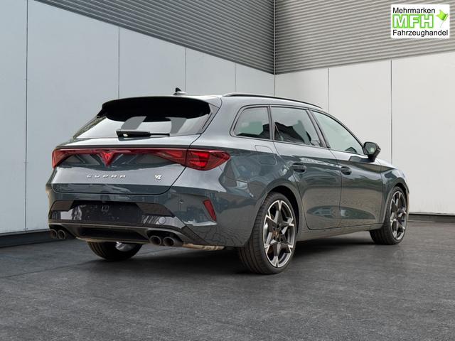 Cupra / Leon Sportstourer / Blau / / / 4x4 ST AHK+NAVI+eHK+KAMERA+MEMORY+ACC+19 ALU+LED, Bei den verwendeten Bildern kann es sich um Beispielbilder handeln, ggf. teilweise mit Sonderausstattung.